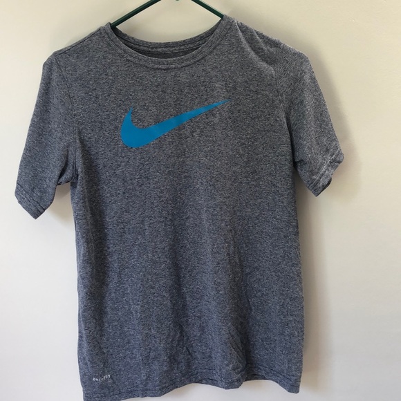 Nike Boys XL Gray Dri-FIT T-Shirt | Blue Swoosh Logo | Lightweight - Picture 2 of 10